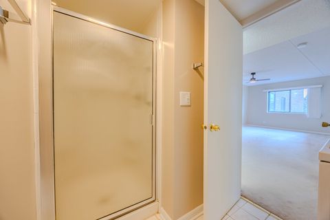 Tiny photo for 920 Vose Drive #304, Gurnee, IL 60031 (MLS # 12582290)
