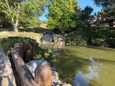 Tiny photo for 920 Vose Drive #304, Gurnee, IL 60031 (MLS # 12582290)