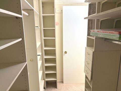 Tiny photo for 920 Vose Drive #304, Gurnee, IL 60031 (MLS # 12582290)