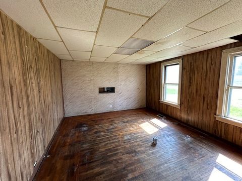 Tiny photo for 102 N Jackson Street, Gardner, IL 60424 (MLS # 12613168)