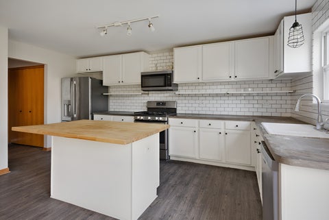 Tiny photo for 461 Winding Canyon Way, Algonquin, IL 60102 (MLS # 12695480)