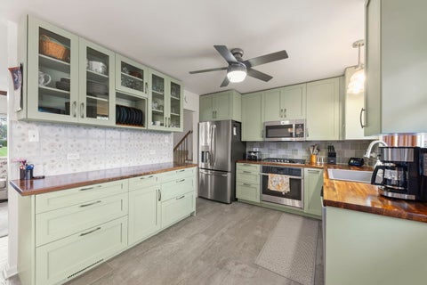 Tiny photo for 56 Peyton Drive, Chicago Heights, IL 60411 (MLS # 12775447)