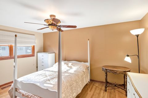 Tiny photo for 1306 E Best Drive, Arlington Heights, IL 60004 (MLS # 12500799)