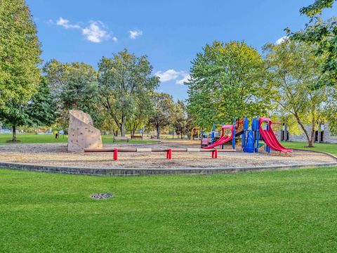 Tiny photo for 1306 E Best Drive, Arlington Heights, IL 60004 (MLS # 12500799)