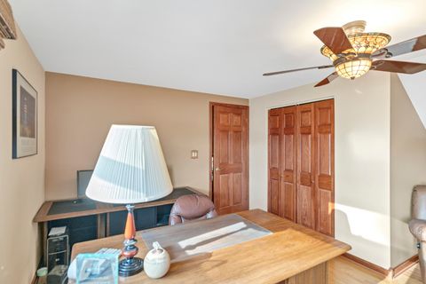 Tiny photo for 1306 E Best Drive, Arlington Heights, IL 60004 (MLS # 12500799)