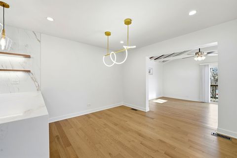 Tiny photo for 9 Forest Lane, Elk Grove Village, IL 60007 (MLS # 12532024)