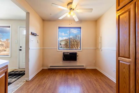 Tiny photo for 125 Willows Edge Court #C, Willow Springs, IL 60480 (MLS # 12595384)