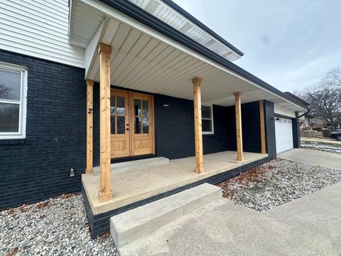 Tiny photo for 2 Oxford Place, Bourbonnais, IL 60914 (MLS # 12541843)