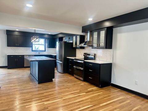 Tiny photo for 2 Oxford Place, Bourbonnais, IL 60914 (MLS # 12541843)