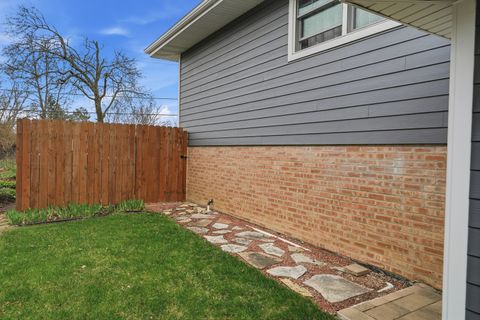 Tiny photo for 9209 W 147th Street, Orland Park, IL 60462 (MLS # 12606422)