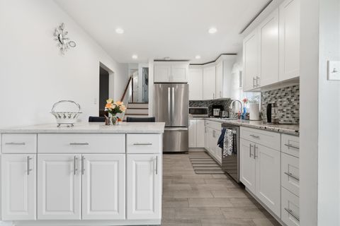 Tiny photo for 9209 W 147th Street, Orland Park, IL 60462 (MLS # 12606422)