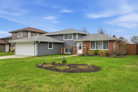 Photo of 9209 W 147th Street, Orland Park, IL 60462 (MLS # 12606422)