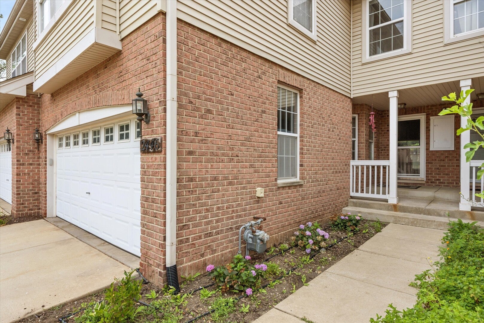 2446 Abbey Drive