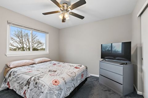 Tiny photo for 871 Taralon Trail, Lake In The Hills, IL 60156 (MLS # 12574303)