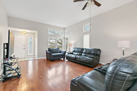 Tiny photo for 871 Taralon Trail, Lake In The Hills, IL 60156 (MLS # 12574303)