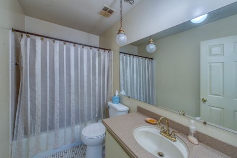 Tiny photo for 720 Wellington Avenue #307, Elk Grove Village, IL 60007 (MLS # 12666997)