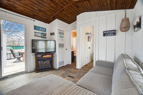 Tiny photo for 95 Dinosaur Road, Wilmington, IL 60481 (MLS # 12581853)