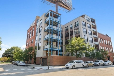 Photo of 1600 S Jefferson Street #403, Chicago, IL 60616 (MLS # 12785080)