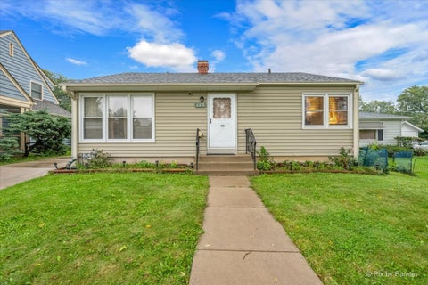 Photo of 115 S Du Bois Avenue, Elgin, IL 60123 (MLS # 12774788)
