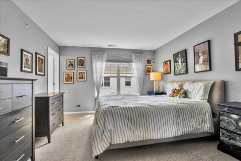 Tiny photo for 300 Lexington Lane, Rolling Meadows, IL 60008 (MLS # 12724577)