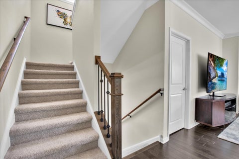 Tiny photo for 300 Lexington Lane, Rolling Meadows, IL 60008 (MLS # 12724577)