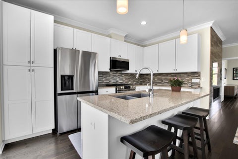 Tiny photo for 300 Lexington Lane, Rolling Meadows, IL 60008 (MLS # 12724577)