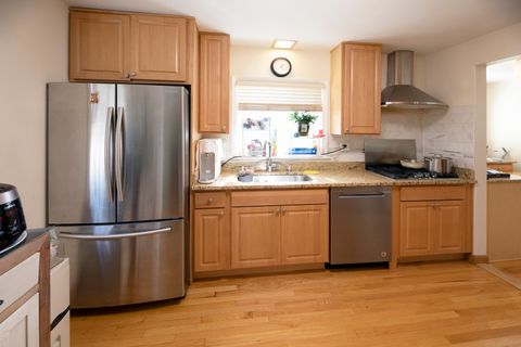 Tiny photo for 6914 W Oakton Court, Niles, IL 60714 (MLS # 12496772)