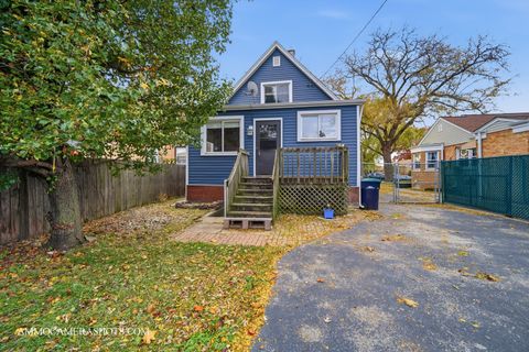 Tiny photo for 9611 S Homan Avenue, Evergreen Park, IL 60805 (MLS # 12518153)