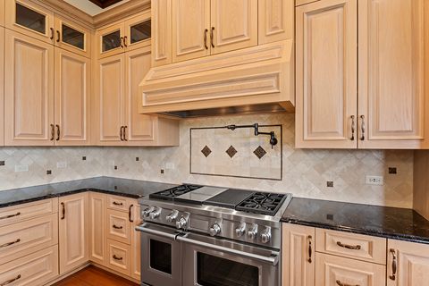 Tiny photo for 23 Enclave Court, South Barrington, IL 60010 (MLS # 12417015)