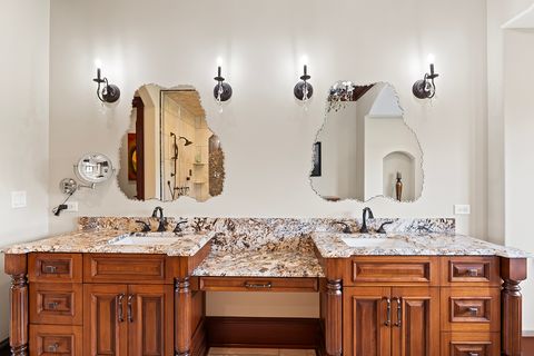 Tiny photo for 23 Enclave Court, South Barrington, IL 60010 (MLS # 12417015)