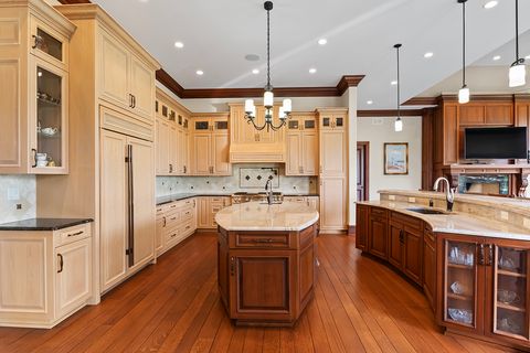 Tiny photo for 23 Enclave Court, South Barrington, IL 60010 (MLS # 12417015)