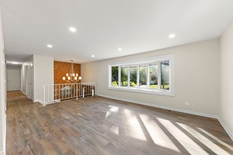 Tiny photo for 1000 59th Street, Lisle, IL 60532 (MLS # 12464762)