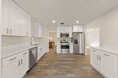 Tiny photo for 1000 59th Street, Lisle, IL 60532 (MLS # 12464762)