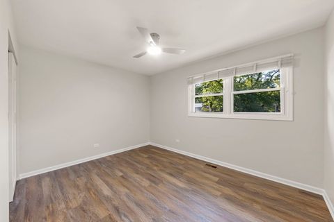 Tiny photo for 1000 59th Street, Lisle, IL 60532 (MLS # 12464762)