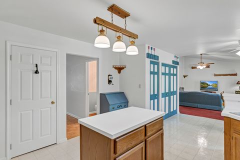 Tiny photo for 6 Dartmouth Court, Streamwood, IL 60107 (MLS # 12475369)