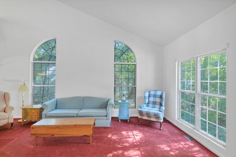 Tiny photo for 6 Dartmouth Court, Streamwood, IL 60107 (MLS # 12475369)