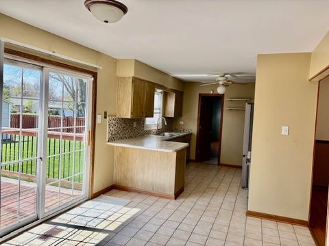 Tiny photo for 332 El Paso Lane, Carol Stream, IL 60188 (MLS # 12611687)