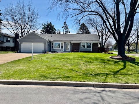 Tiny photo for 332 El Paso Lane, Carol Stream, IL 60188 (MLS # 12611687)