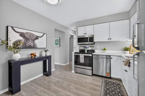 Tiny photo for 2531 New Lexington Drive, Bettendorf, IA 52722 (MLS # 12683108)