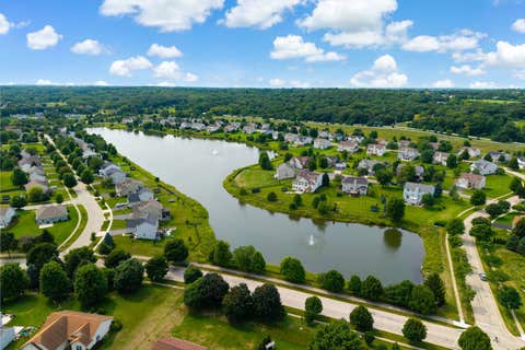 Tiny photo for 6717 Waterford Drive, McHenry, IL 60050 (MLS # 12728727)