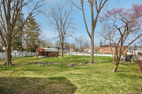Tiny photo for 1003 N Chicago Street, Pontiac, IL 61764 (MLS # 12689398)