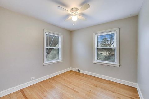 Tiny photo for 627 Pleasant Avenue, Highland Park, IL 60035 (MLS # 12582084)