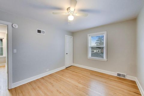 Tiny photo for 627 Pleasant Avenue, Highland Park, IL 60035 (MLS # 12582084)