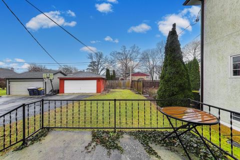 Tiny photo for 627 Pleasant Avenue, Highland Park, IL 60035 (MLS # 12582084)