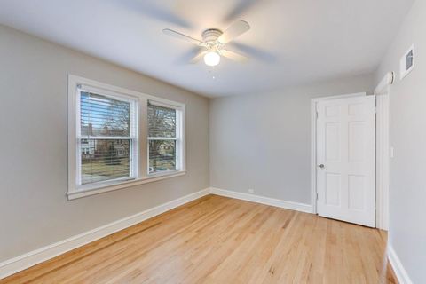 Tiny photo for 627 Pleasant Avenue, Highland Park, IL 60035 (MLS # 12582084)