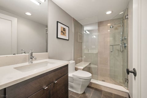 Tiny photo for 652 W Sheridan Road, Chicago, IL 60613 (MLS # 12667310)