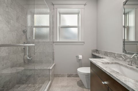 Tiny photo for 652 W Sheridan Road, Chicago, IL 60613 (MLS # 12667310)