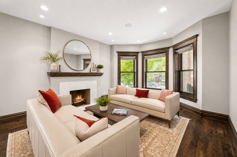 Tiny photo for 652 W Sheridan Road, Chicago, IL 60613 (MLS # 12667310)