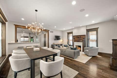Tiny photo for 652 W Sheridan Road, Chicago, IL 60613 (MLS # 12667310)