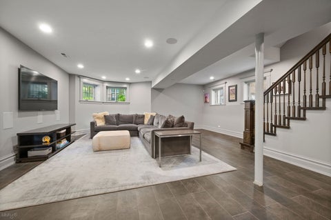 Tiny photo for 652 W Sheridan Road, Chicago, IL 60613 (MLS # 12667310)